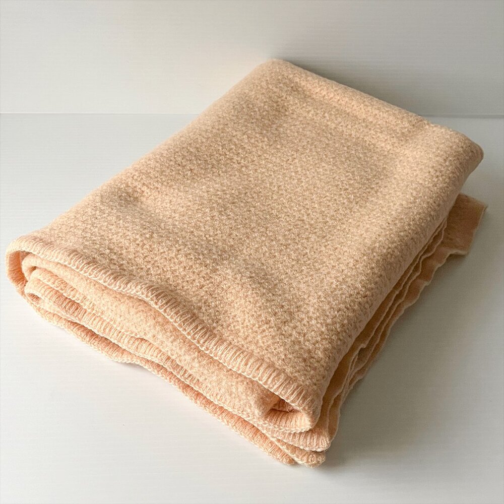 Vintage Thermolite Pure Wool Throw Blanket Made in England 67" x 50"
